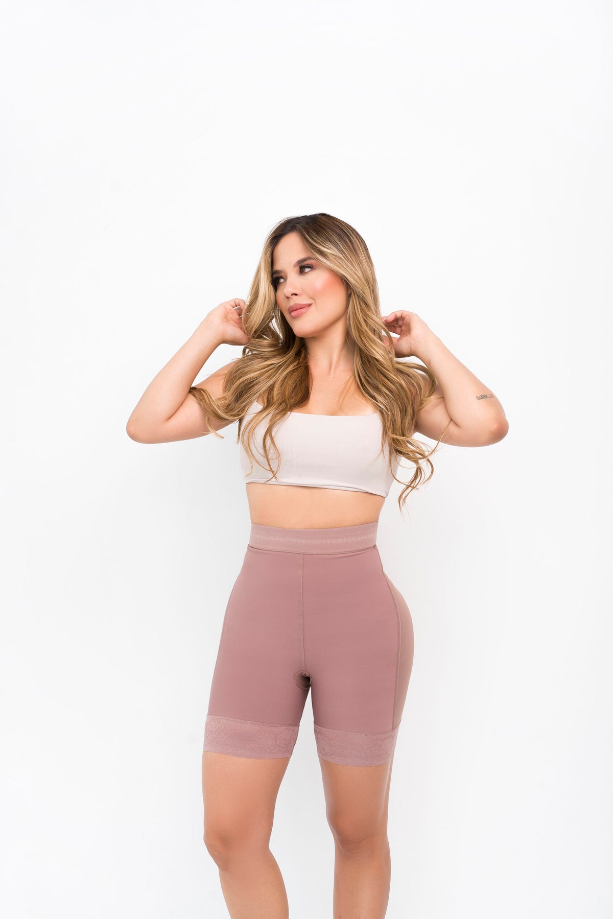 Short Levantacola Cocoa Mujeron 218 ccb - L