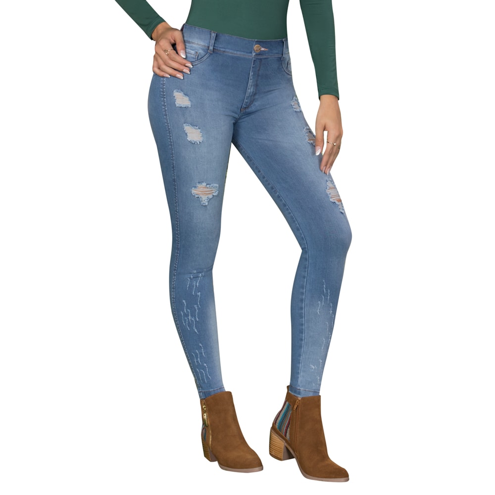 Jeans Levanta Cola Ochentero Azul Claro Tyt Simone - 40