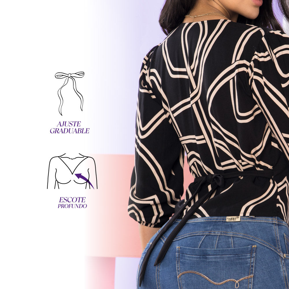 Blusa Ajustada Negra TyT Caricia