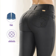 Pantalón Tiro Alto Efecto Cuero Negro TyT Florencia