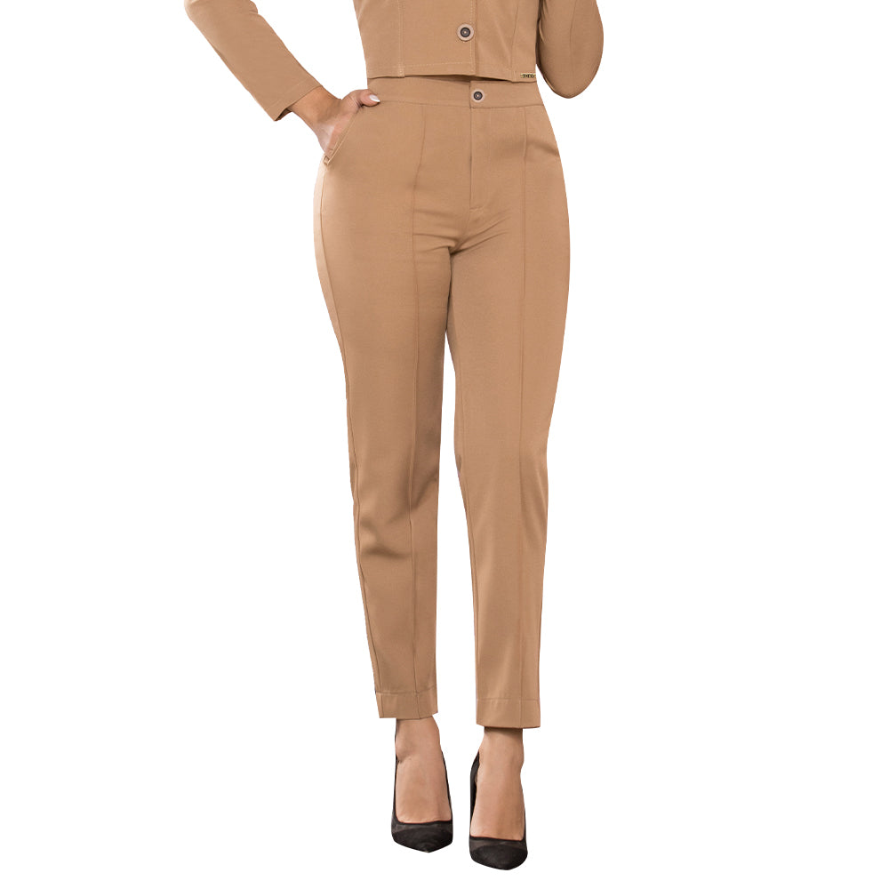 Pantalón Tiro Alto Camel Evelia TyT — vista frontal