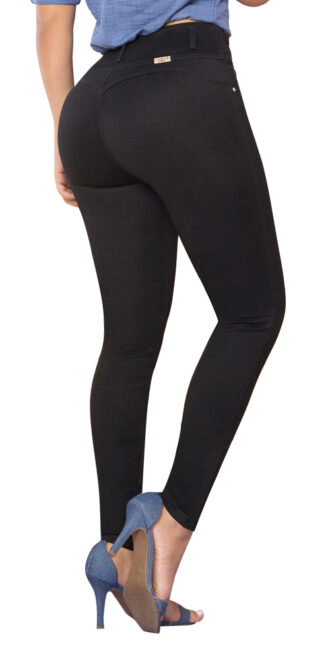 JEANS CORTAZAR Skinny Negro – Fuerza y estilo que perduran
